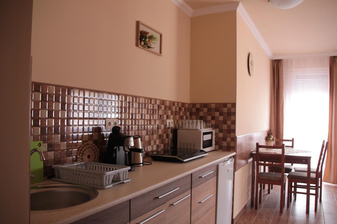 Imola és Andrea Apartmanház 2 Hajdúszoboszló Exterior foto
