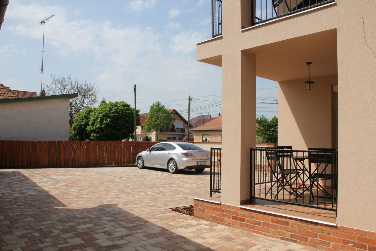Imola és Andrea Apartmanház 2 Hajdúszoboszló Exterior foto